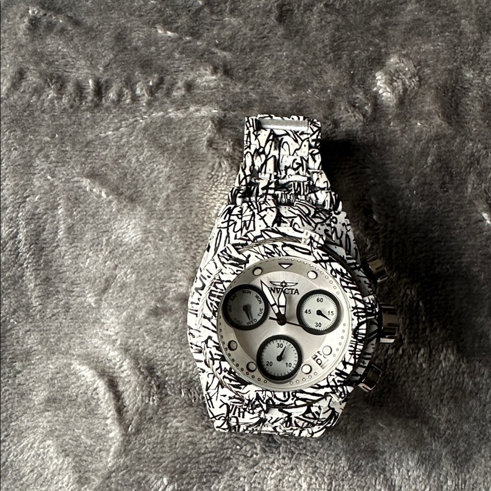 Invicta Monochrome Patterned Watch